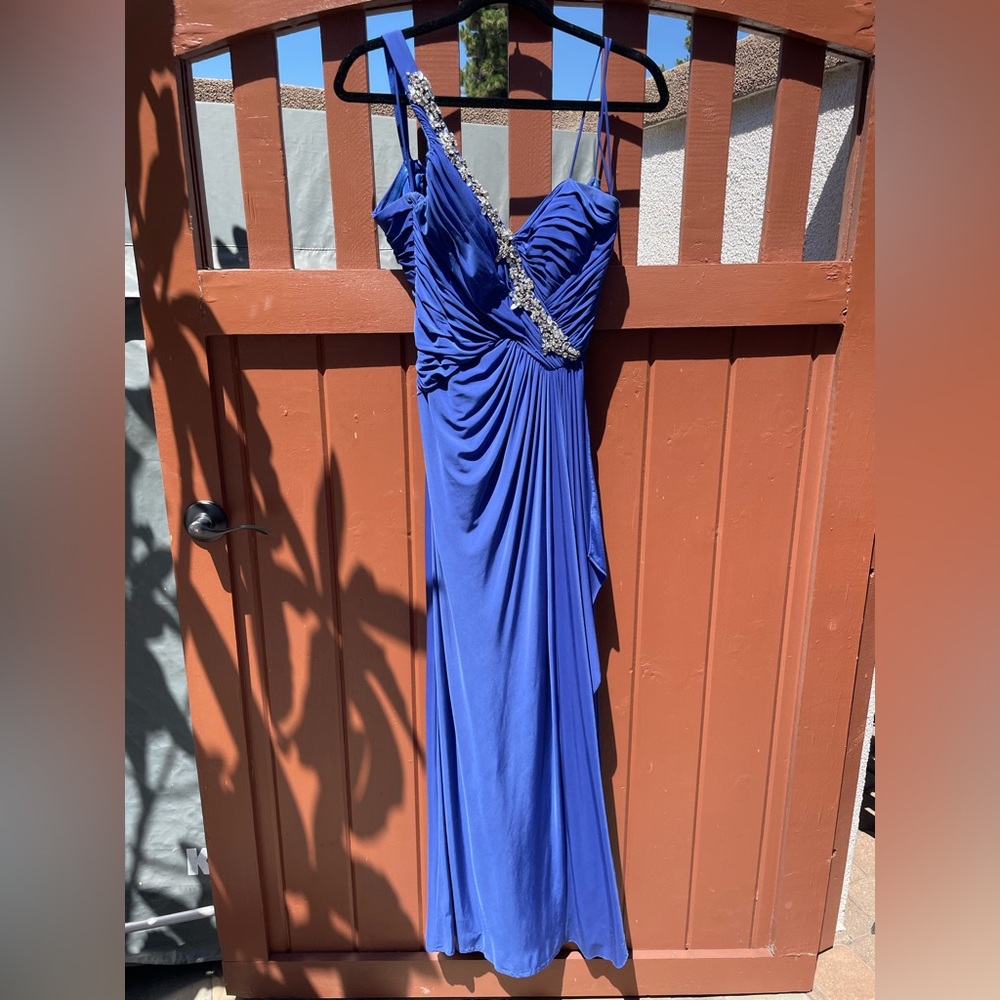 Blue Evening/Prom Gown